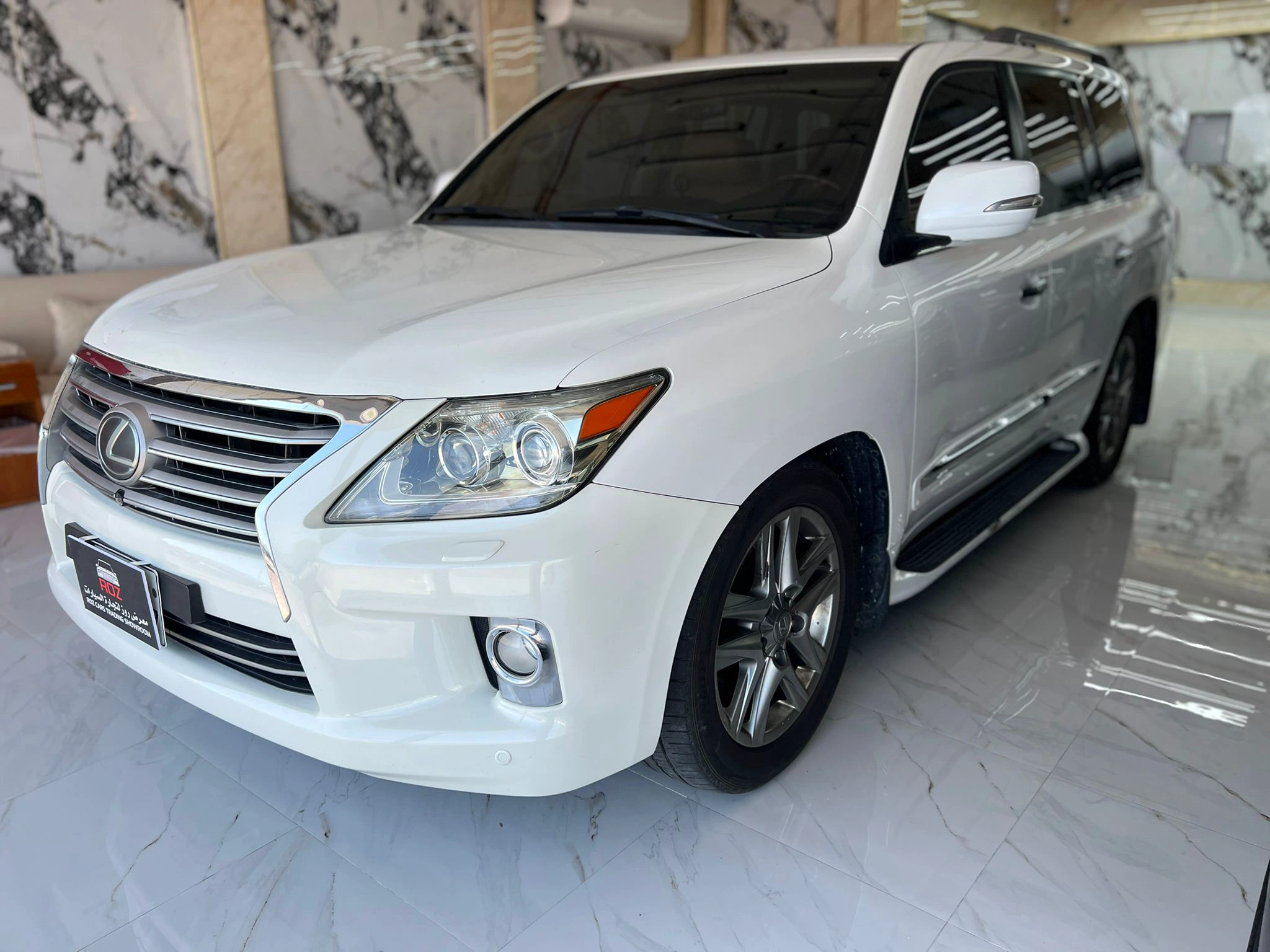 Lexus LX 570 2012
