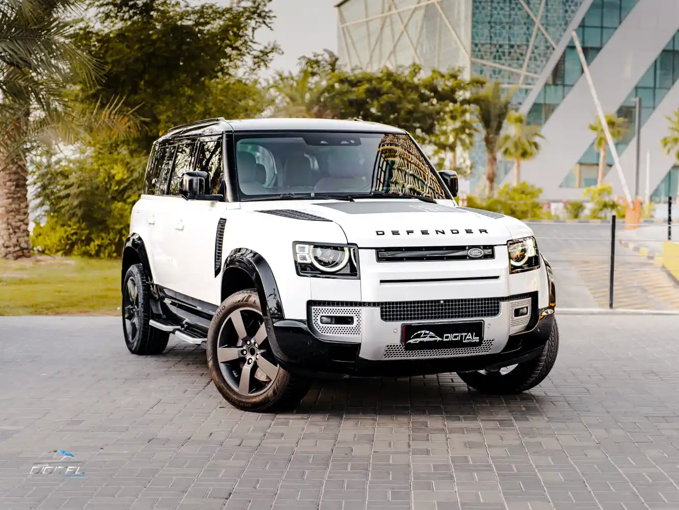 Landrover Defender 2023